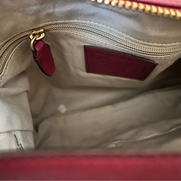 Coach Rasberry Leather Shoulder Bag - Picture 4 of 7